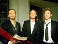 Biondo sing for their fans! Biondo sing for their fans!