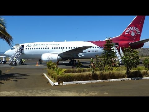Madagascar - Boeing 737-300 flight from Antsiranana to Sambava in Madagascar. A very hard landing ....Flight time 30 minutes. Price 132 euro...