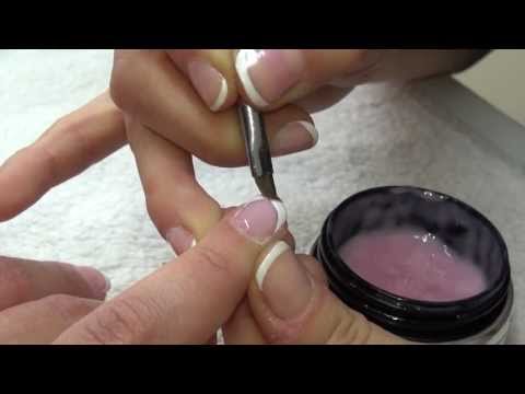 Alargamiento de uñas con gel