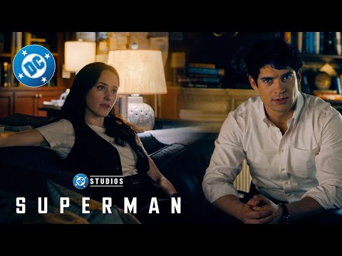 Lois Lane's EXCLUSIVE Interview