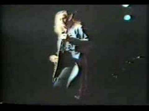 Blackfoot - On The Run (live)