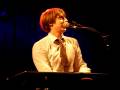 videos de Eric Hutchinson - It Hasn't Been Long Enough (Cher version)