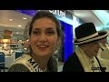 interview genevi�ve de fontenay et barbara morel en s�ance d�dicaces au leclerc oc�ane de rez�