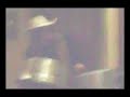 parodia di toti e tata...il cantante si kiama francesco centra, mentre il batterista si kiama giovanni biancofiore(valleverde)