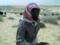 اشر لي بالمنديل قال انا ماشيزول مصرقعHOLAKO