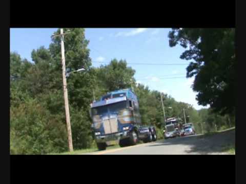 South Shore In Motion 2009 18 wheeler Convoy Part 1