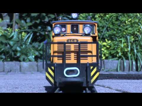 how to clean lgb train track