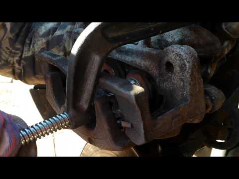 How to change brakes on 2003 chevy trailblazer ext/gmc envoy