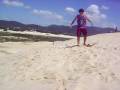 Seiji comendo areia!!!!