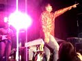 jeff's stage entrance.  he forgot the words on this song, poor thing!  it was still great, though!

www.jeffbates.net
www.jeffbatesfans.com
www.jeffbateswoam.com

sorry, folks, but i forgot that the camera didn't auto-rotate the videos!  whoops!  i'm gonna' try to work on this one and rotate it.  just hold your head sideways for now! lol 

jeff bates concert at the pensacola fair october 21, 2006