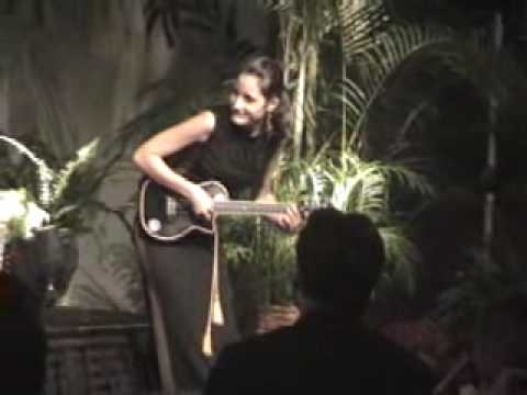 TAIMANE PERFORMS FOR JOHN TRAVOLTA & ...