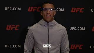 UFC on FOX 31: Charles Oliveira Offers To Welcome Max Holloway To Lightweight Division by MMA Fighting