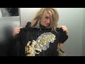 Ke$ha's Rad New T-Shirt!