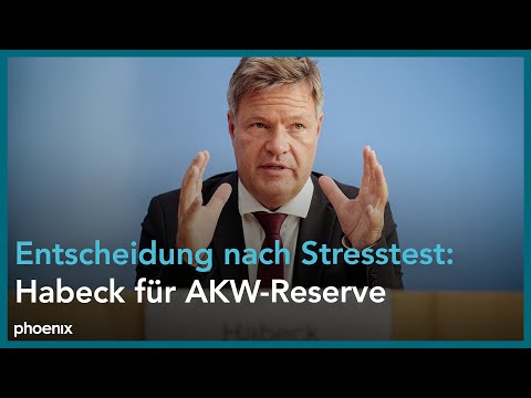 Bundeswirtschaftsminister Robert Habeck (B'90/Grne) stellt Ergebnisse des Stresstests vor