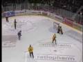 Mika Järvinen tekee maalin 4.12.2008