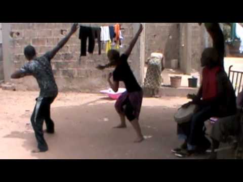 tamala - Dance class with Fiston Bangoura from Tamala. Rhythms: Bajarh & Sinté Solo-Djembe: M. Bangoura Faama Tamala is an African cultural performance group located ...