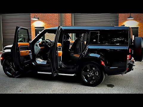 2025 Land Rover Defender 130 X-Dynamic | Santorini Black Metallic