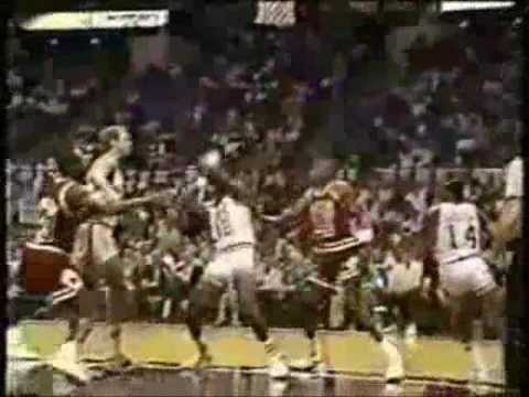 0 Michael Jordan Blocks Ron Mercer