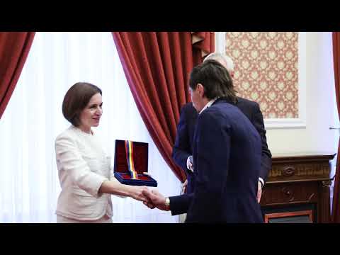 Președinta Maia Sandu a înmânat Premiul Național laureaților anului 2025