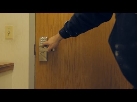 how to lock a door with a keypad