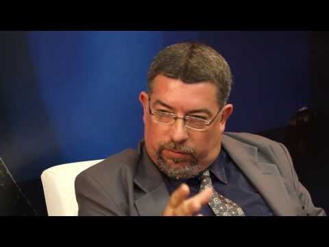 Assista ao CDL Entrevista com o Professor Cláudio Galvão