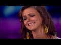 Paula Abdul helps crying girl
