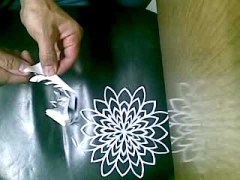 how to make paper snowflakes