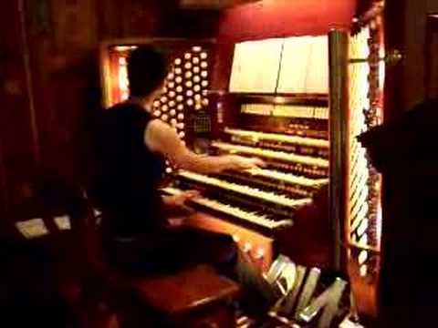 Ruth Draper rehearsing @ St. Bart's NYC
