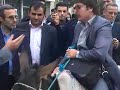 ورود دانشجو با الاغ به دانشگاه برای اعتراض به کمبود بنزین