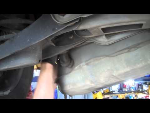 Fuel pump replacement Pontiac Bonneville 1990 Install Remove Replace