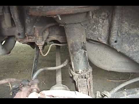 1995 Subaru Legacy – Full DIY: rear strut replacement