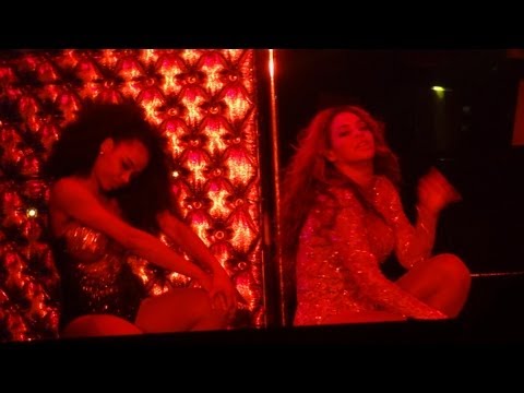 naughty - Beyonce performing live at the Mrs Carter Show World tour, full hd video shot from the front row/First row Antwerpen (antwerps, Anvers), Sportpaleis/palais d...