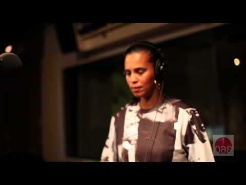 Neneh Cherry,