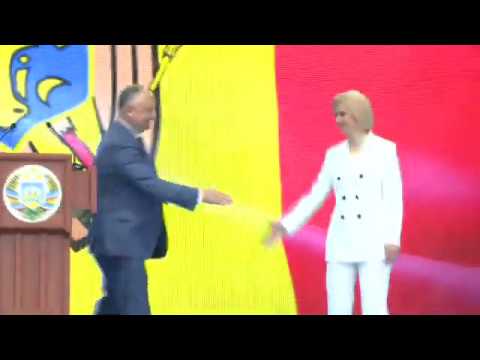 Президент Молдовы принял участие в церемонии инаугурации башкана Гагаузской автономии