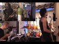 vid�o-clip du show-case/concert de the divergents chez total-music le 15 novembre 2008. ce groupe rock a �t� s�lectionn� sur le site de musique www.hitmuse.com et a gagn� notre grand casting de musique ! the divergents est un groupe de rock qui fait partie des nouveaux talents, futures stars de la musique ! ! !

visitez son sitemuse (blog perso de musique) : http://bvr.hitmuse.com/

the divergents est un power-trio aux influences revendiqu�es :  �trangement excit�s par le soleil br�lant et l'absence de buildings, des d�bris orbitaires de pixies, sonic youth et quelques avatars grunge entrent en collision avec ce qu'il reste de beatles, m�lant le sucre de la pop, le go�t acre du punk et la saveur jouissive du bruit blanc.
