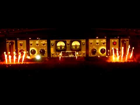 OfficialFatBoySlim - BOOK YOUR TICKETS HERE: http://www.fatboyslim.net FATBOY SLIM LIVE: FROM THE BIG BEACH BOOTIQUE CINEMA LIVE PRESENTS THE WORLD'S BIGGEST CINEMA DANCE PARY - ...