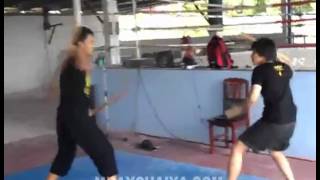ครูแปรงสอนมวยไชยาและอาวุธไทย ทหารเสือราชินี
