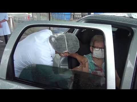 Influenza: drive-thru no Shopping Pátio vacina público-alvo