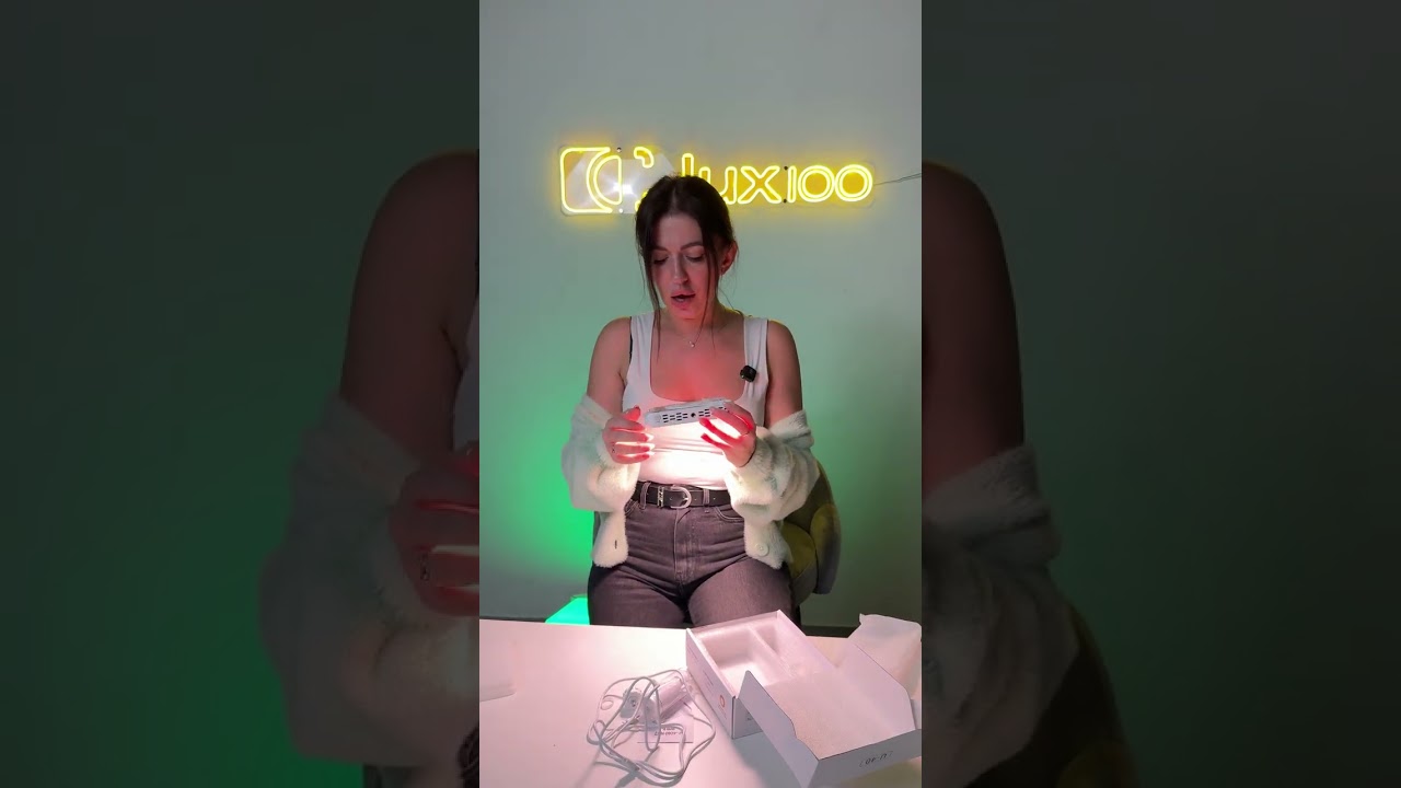 Постоянный аккумуляторный компактный видеосвет мощностью 40 Вт Постоянный аккумуляторный компактный видеосвет мощностью 40 Вт
