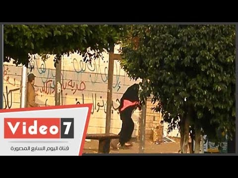 بالفيديو شاهد هروب المنتقبة ناضورجية الإخوان من أمام مدينة طلاب الأزهر