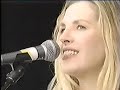 Saint Etienne - Hug My Soul [Live]