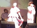 este video presenta a gerardo varela y petrona martinez a duo en barranquilla con la cancion el rey de la cumbia, disfrutenlo email:geravarela@yahoo.es
