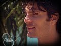 flor y max en la isla