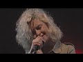 goldfrapp-04.Deer stop (live at paris)