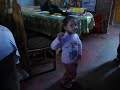 belen bailando al fondo hay sitio