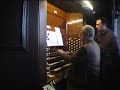 der organist thomas rothfu� spielt 
