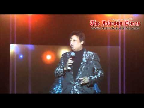 Umer Sharif live performance in Sydney Hillarious part-2.mp4