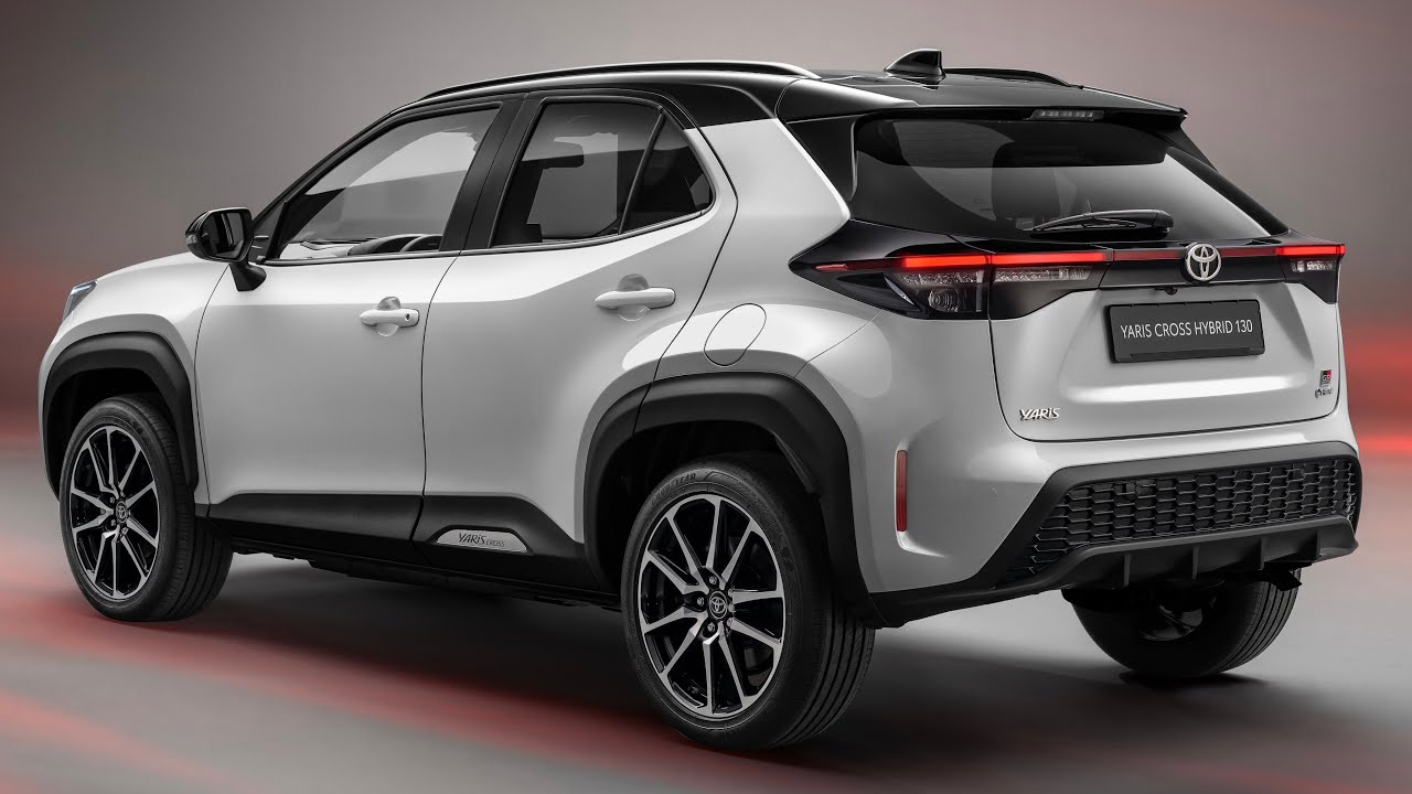 New TOYOTA YARIS Cross GR SPORT 2024 first look exterior & interior