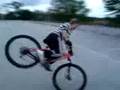 stuntnisse försök till 360 stoppie