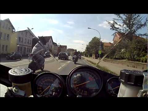Böse Motorradfahrer `n Bisschen cruisen.avi